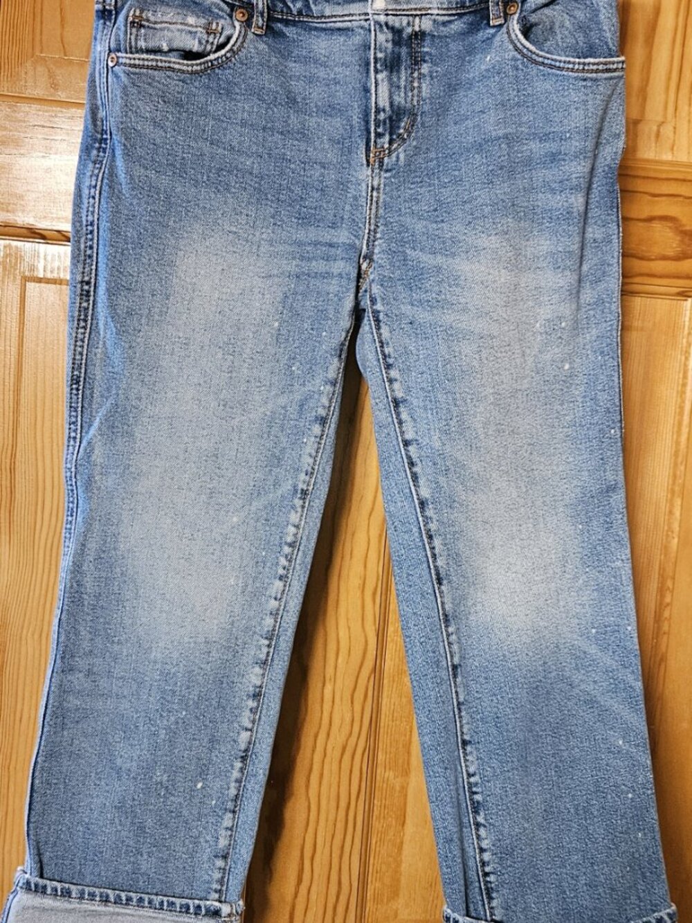 Distressed Capri Jeans LOFT Size 2 Womens